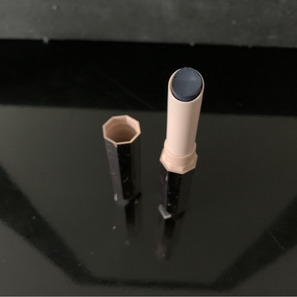 Fenty lipstick